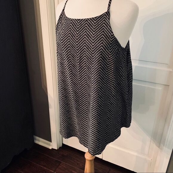 Old Navy Top NWOT - Picture 1 of 5